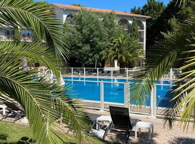 Résidence Biarritz-parme Hotel 3*