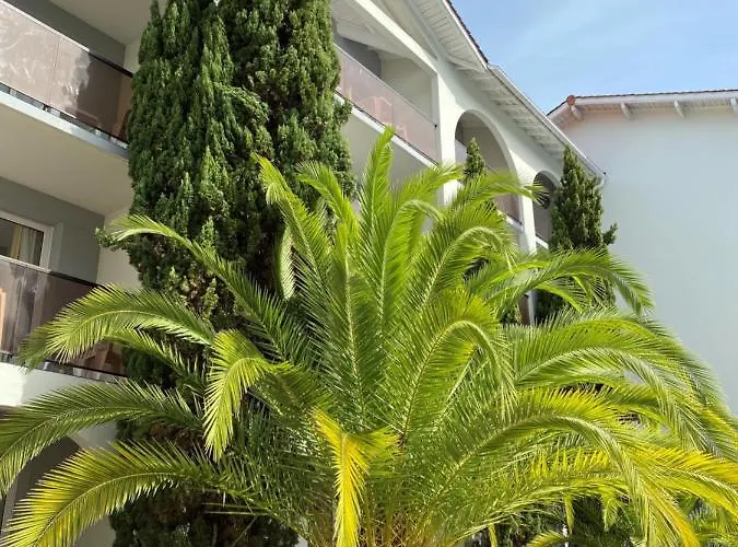 Hotel Biarritz-parme