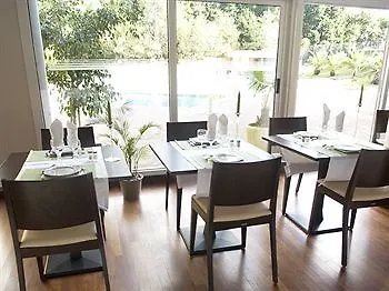 Biarritz-parme 3* אנגלה