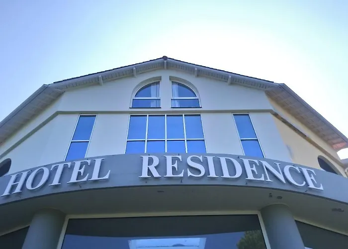 Hotel Biarritz-parme